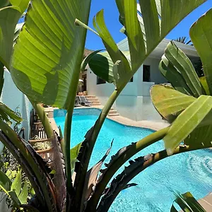 Loloho - 24h Solar Power Bed & Breakfast Cape Town